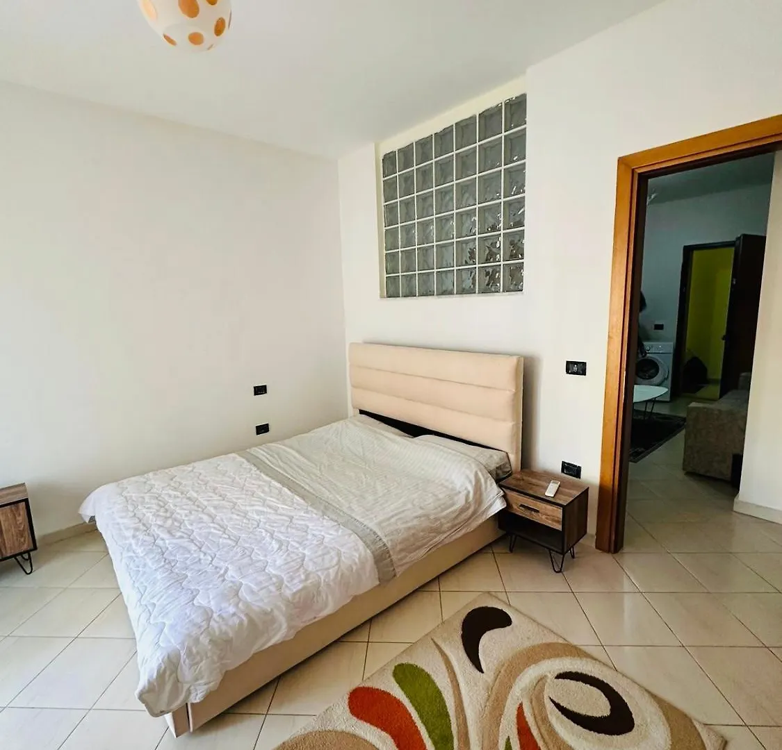Apartment Second Lungomare Apartament Vlore Albania
